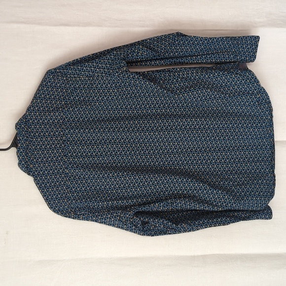 Nickel & Iron Navy Blue Abstract Print Long Sleeve Button Up Size Medium - Picture 8 of 8